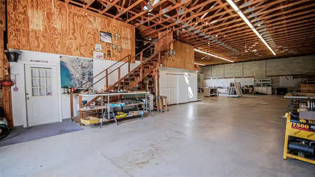 Listing Photo 14