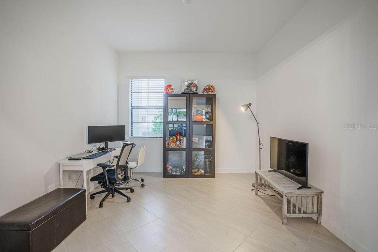 Listing Photo 19
