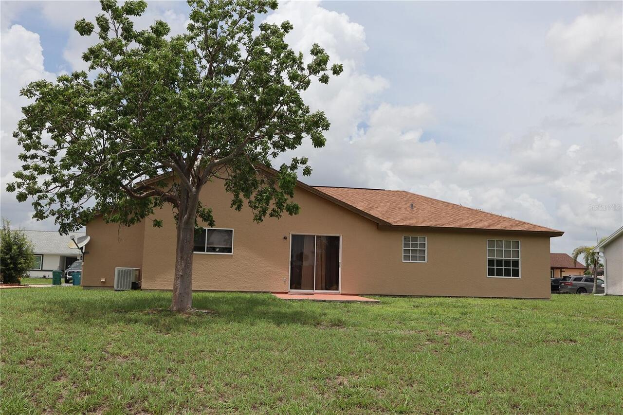 Listing Photo 10