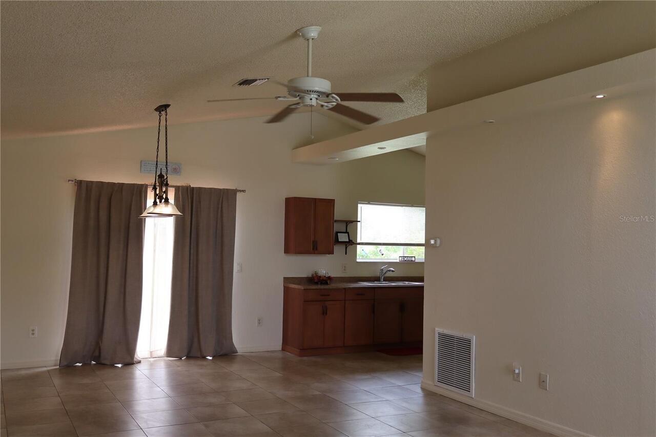 Listing Photo 13