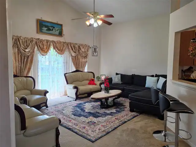 Listing Photo 9