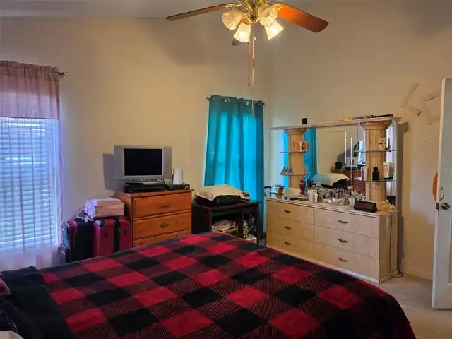 Listing Photo 14