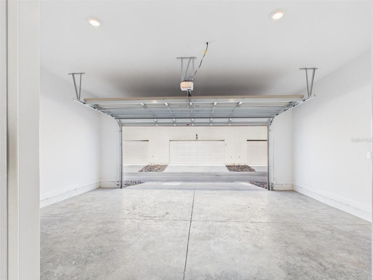Listing Photo 33
