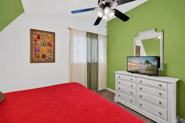 Listing Photo 37