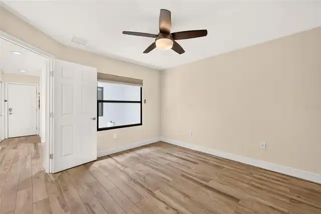 Listing Photo 38