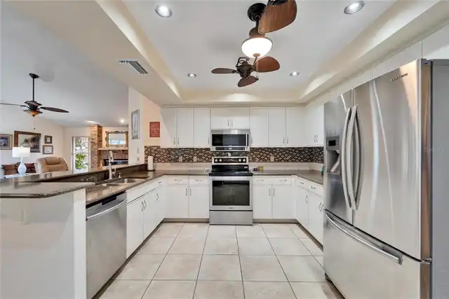 Listing Photo 12