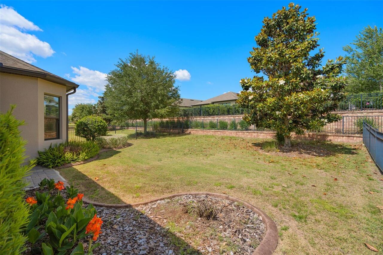 Listing Photo 43