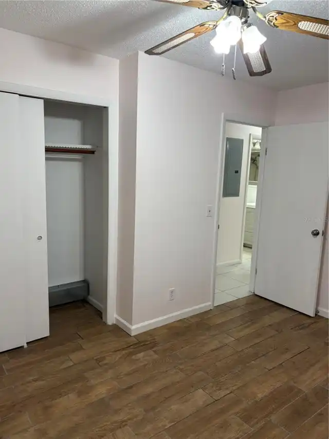 Listing Photo 14