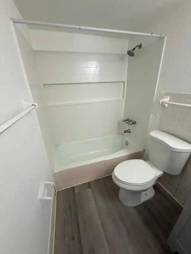 Listing Photo 6