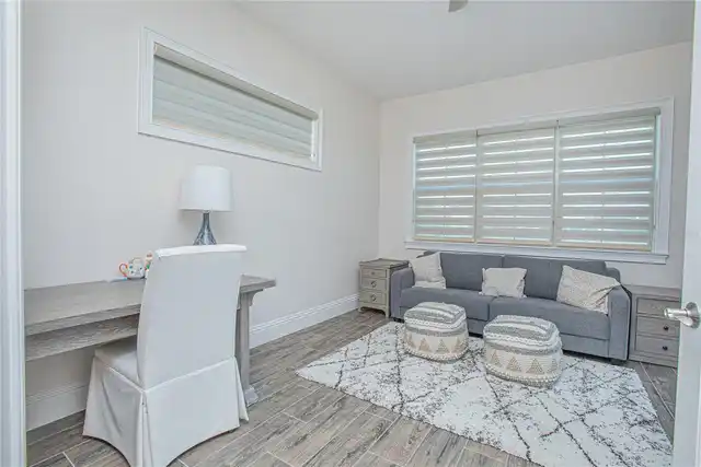 Listing Photo 17
