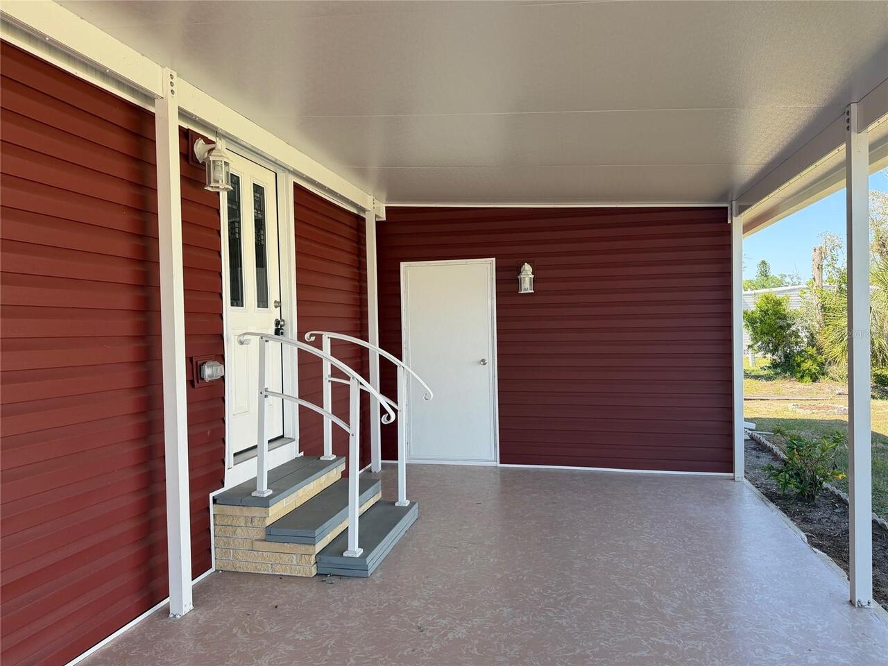 Listing Photo 9