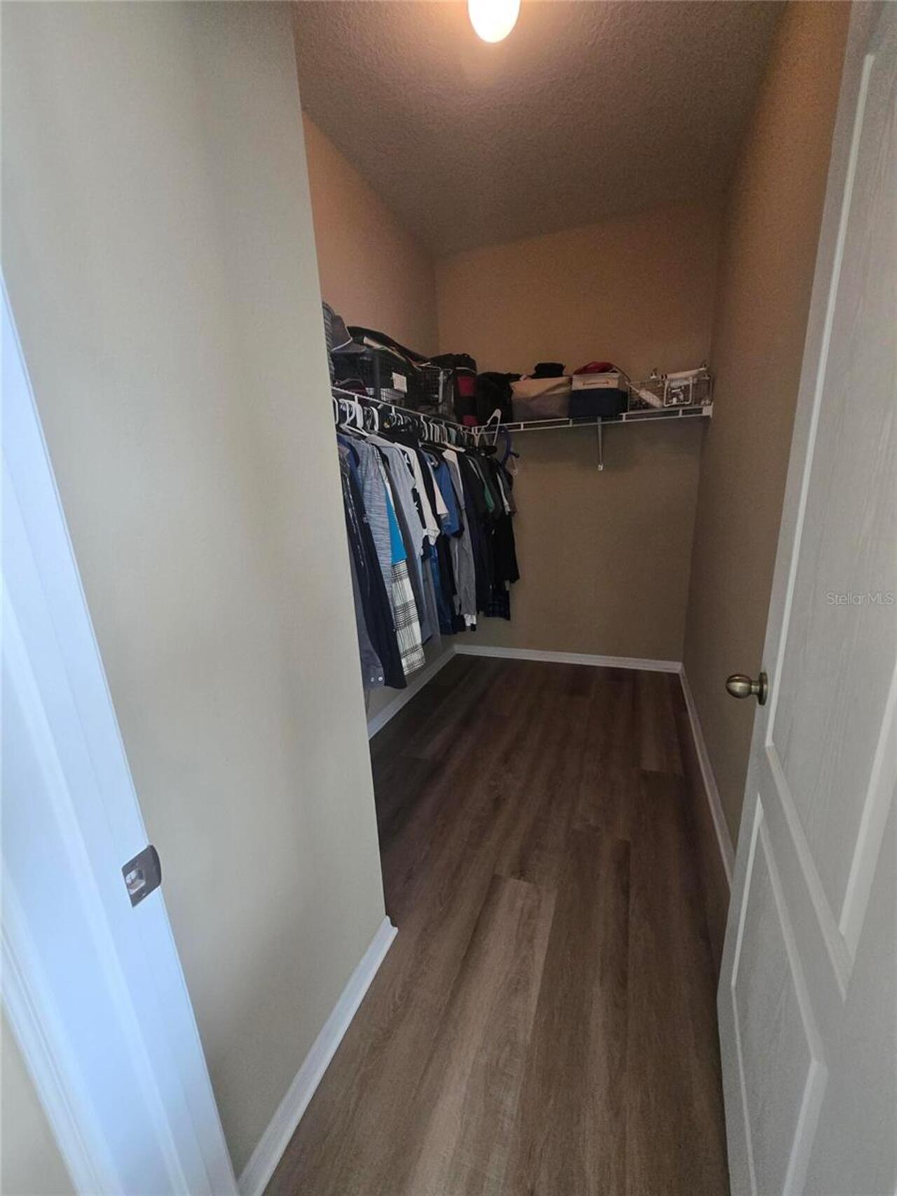 Listing Photo 11