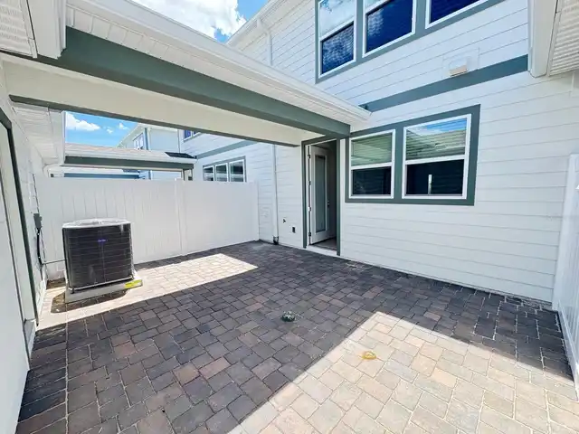 Listing Photo 22