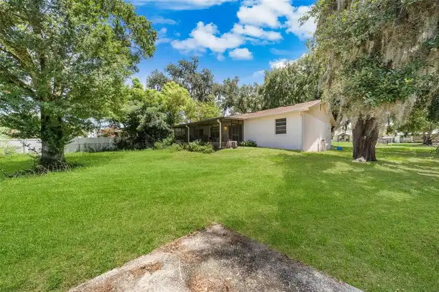 Listing Photo 25