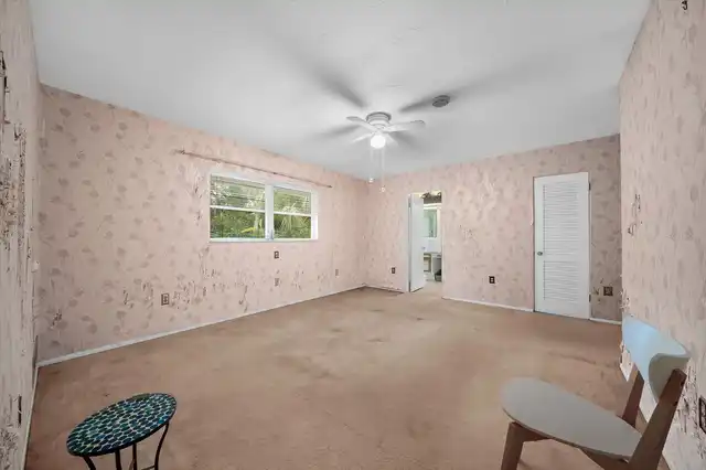 Listing Photo 16