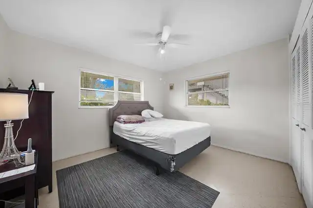 Listing Photo 22