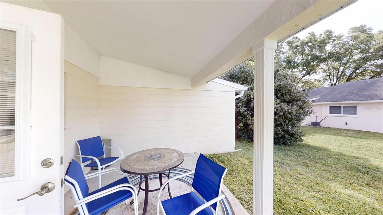 Listing Photo 11