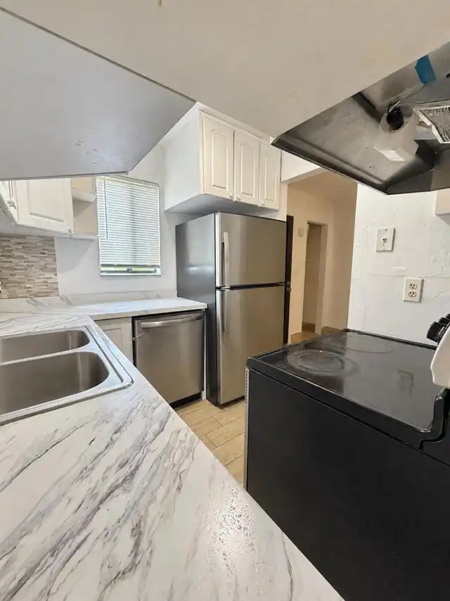 Listing Photo 7