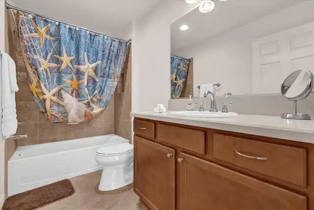 Listing Photo 10