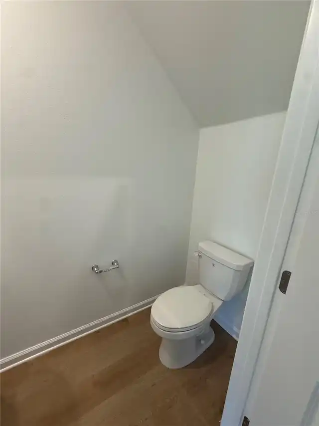 Listing Photo 9