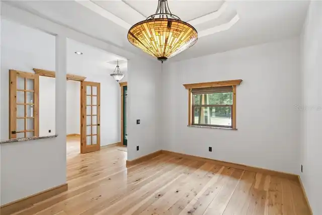 Listing Photo 15
