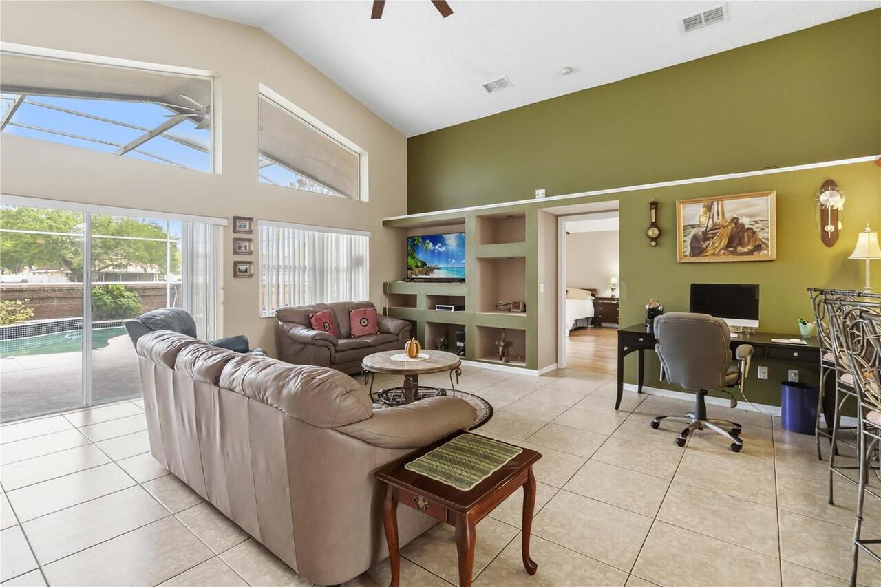 Listing Photo 8