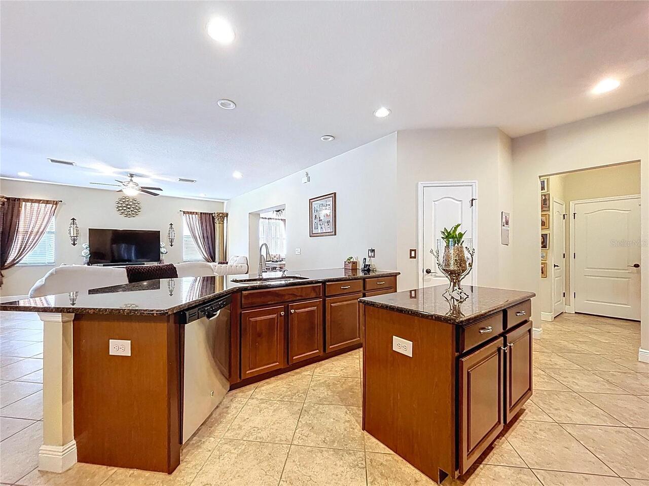 Listing Photo 28