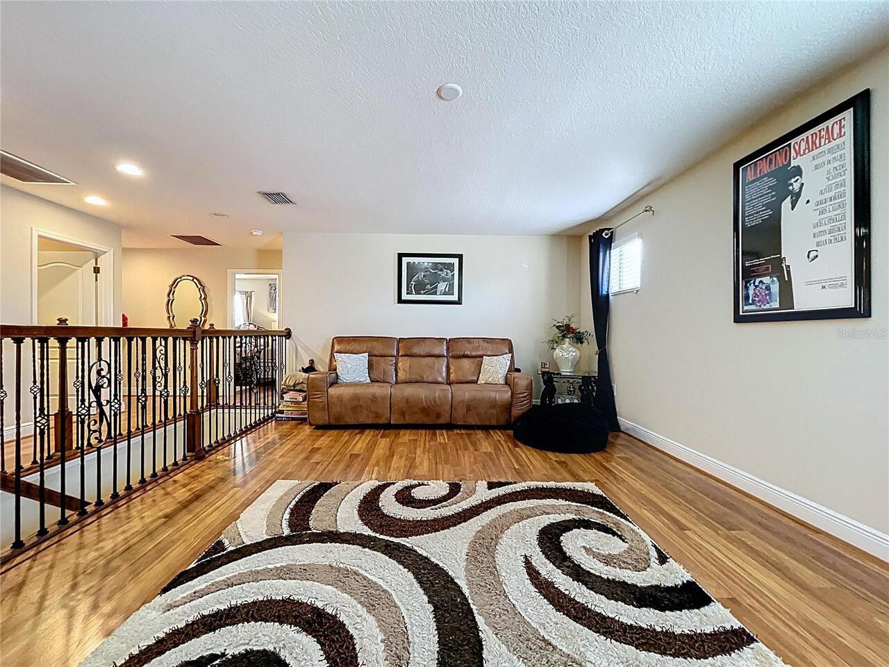 Listing Photo 16