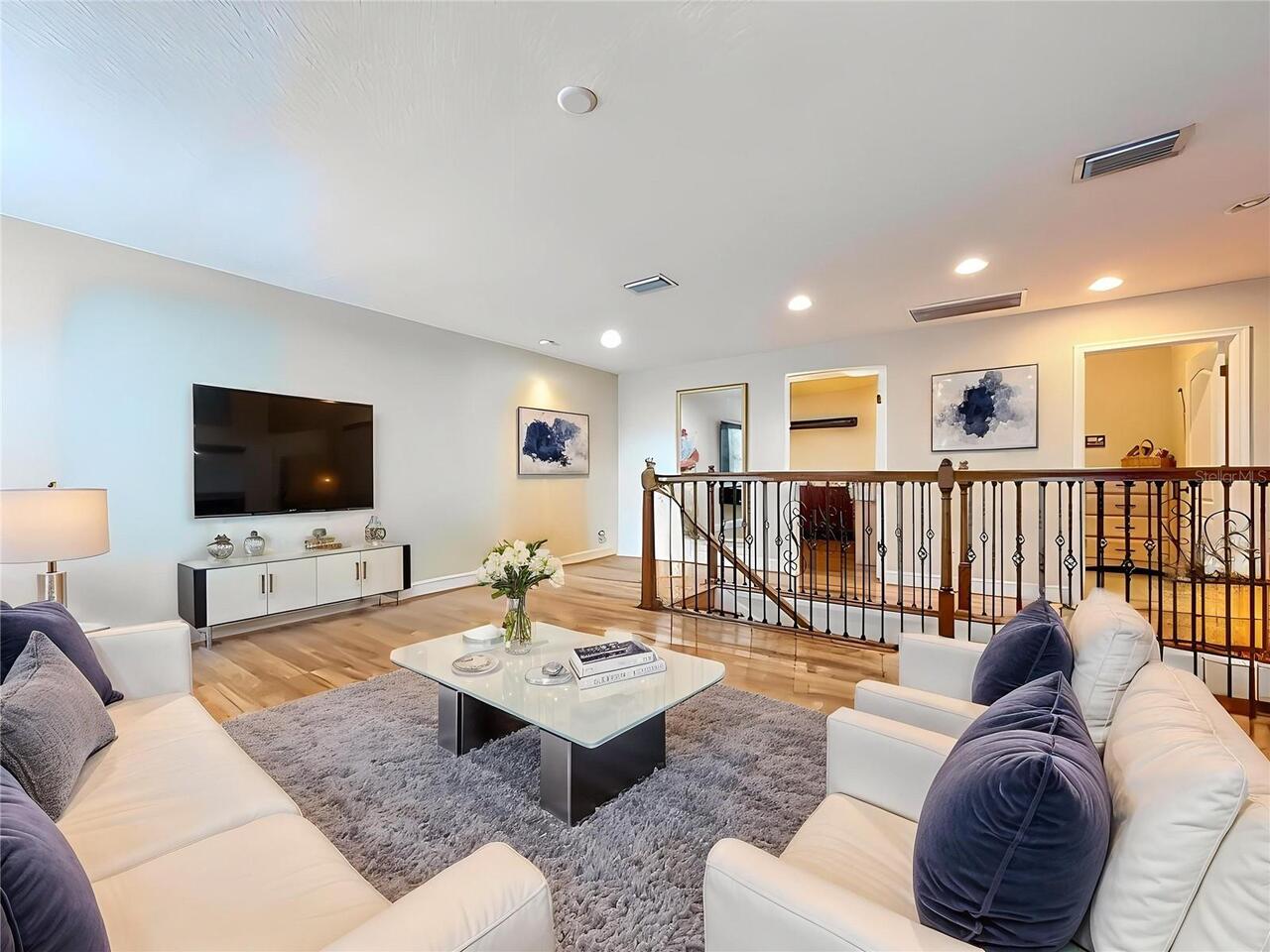 Listing Photo 7