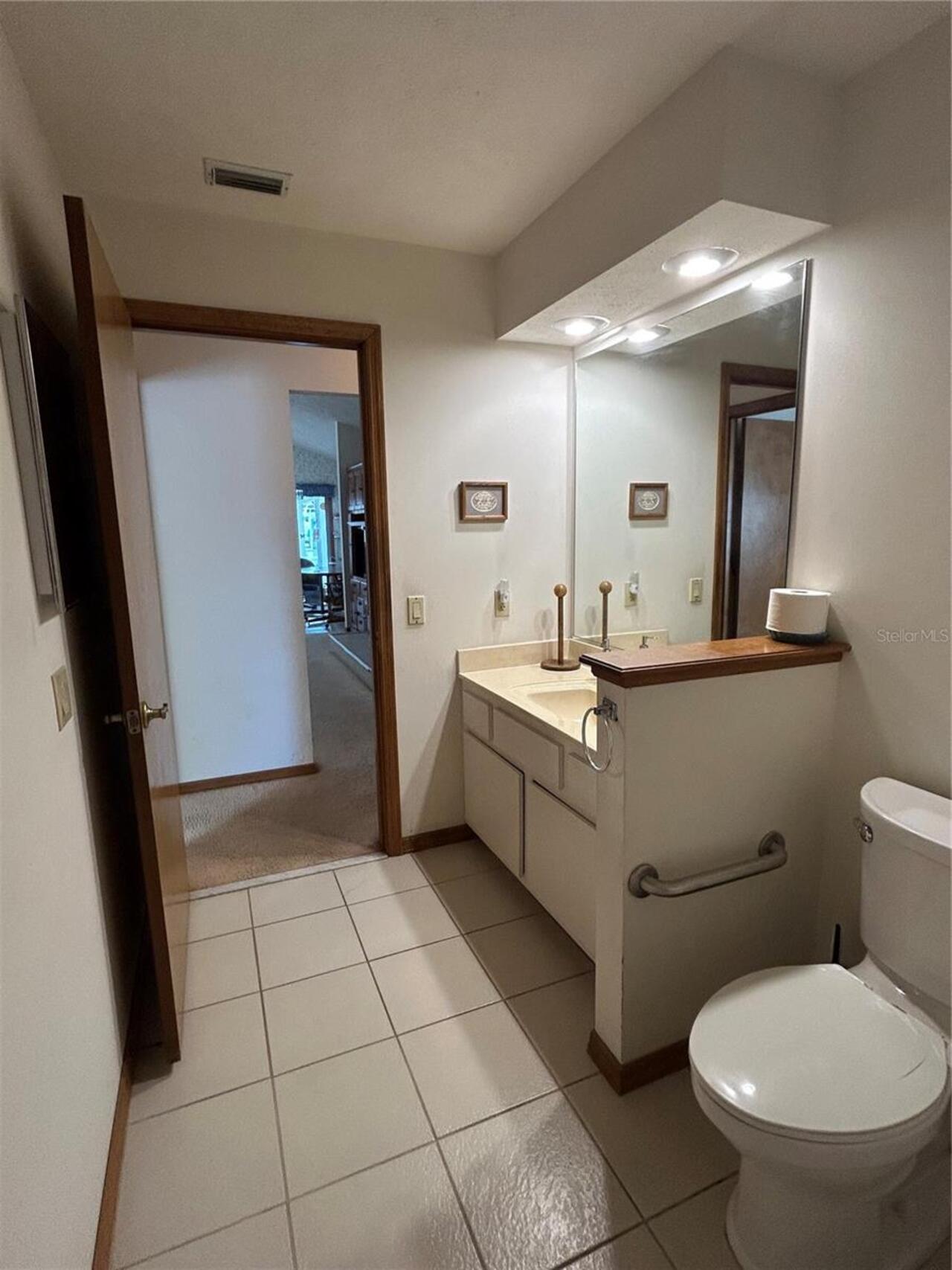 Listing Photo 17
