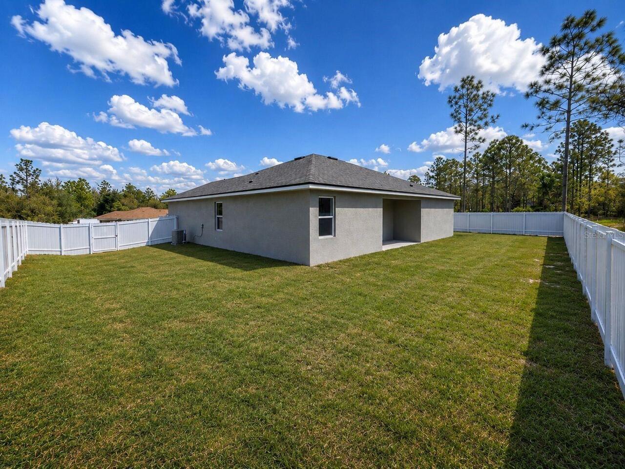 Listing Photo 17