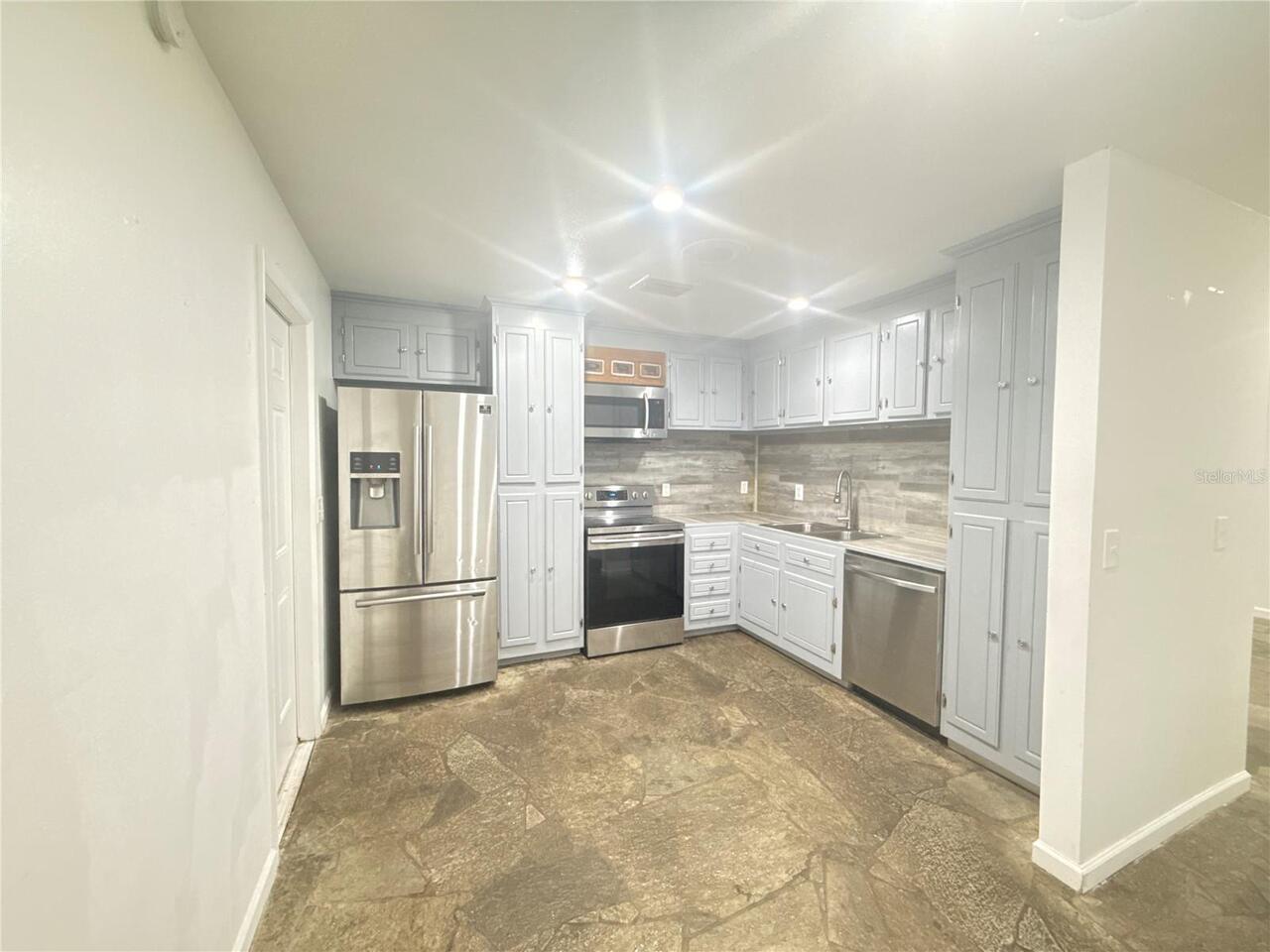 Listing Photo 20