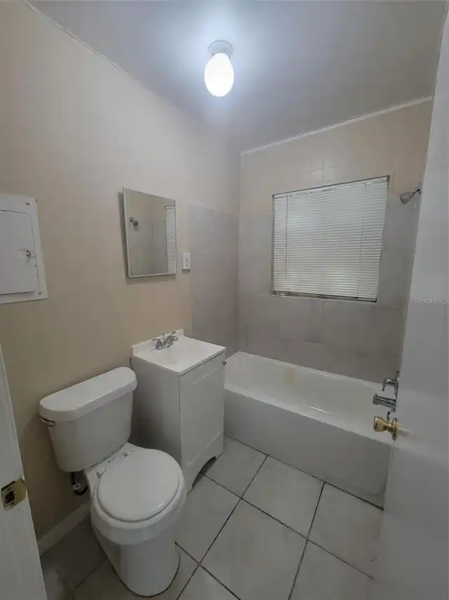 Listing Photo 6