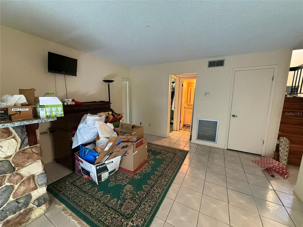 Listing Photo 12