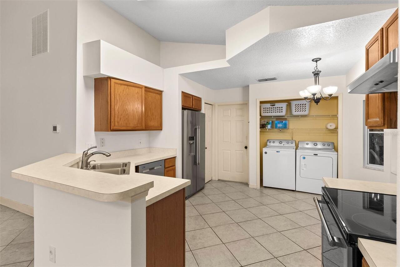 Listing Photo 9