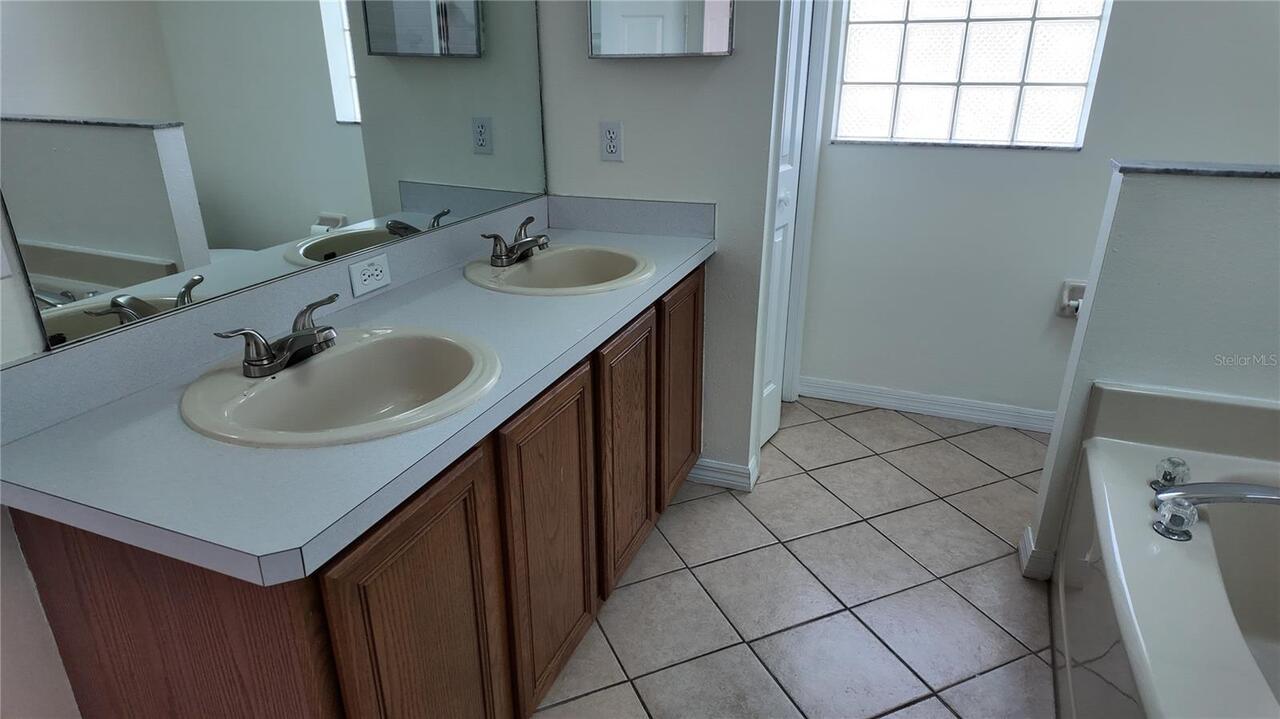 Listing Photo 13