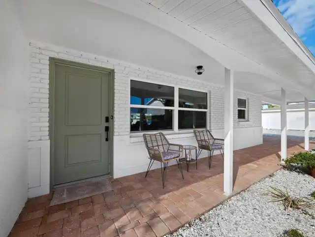 Listing Photo 6