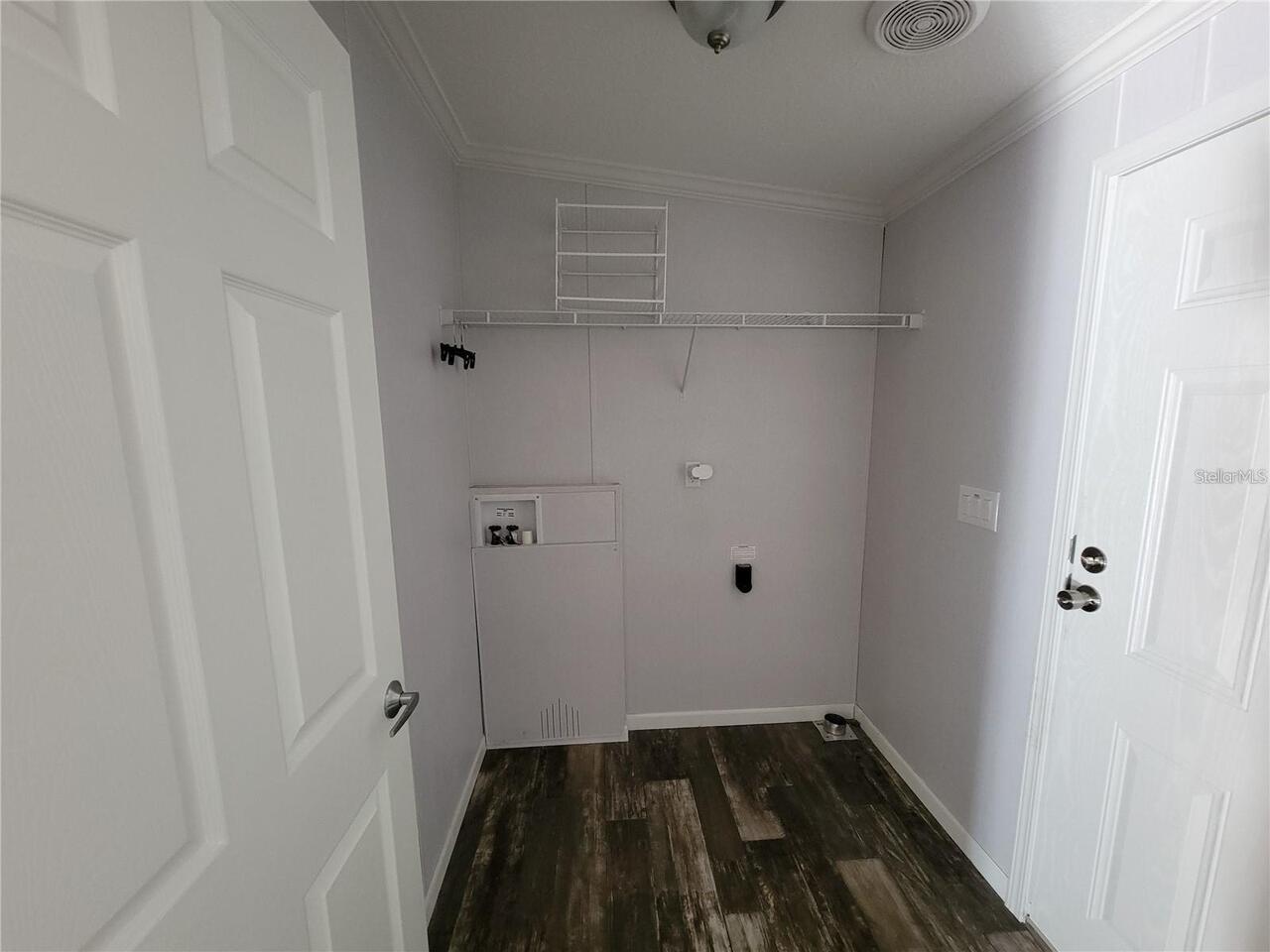 Listing Photo 10