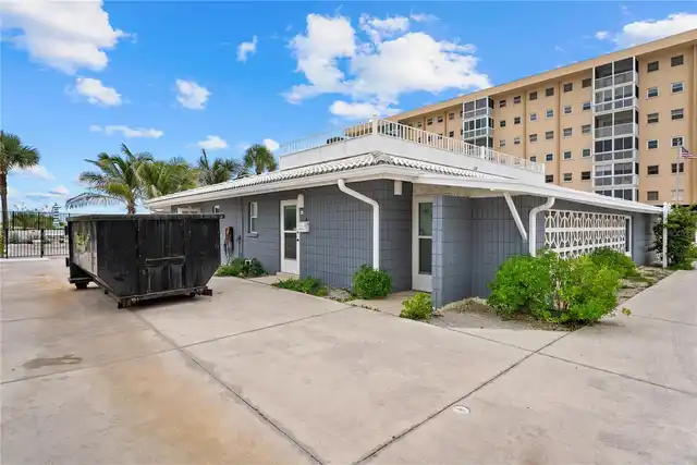 Listing Photo 18