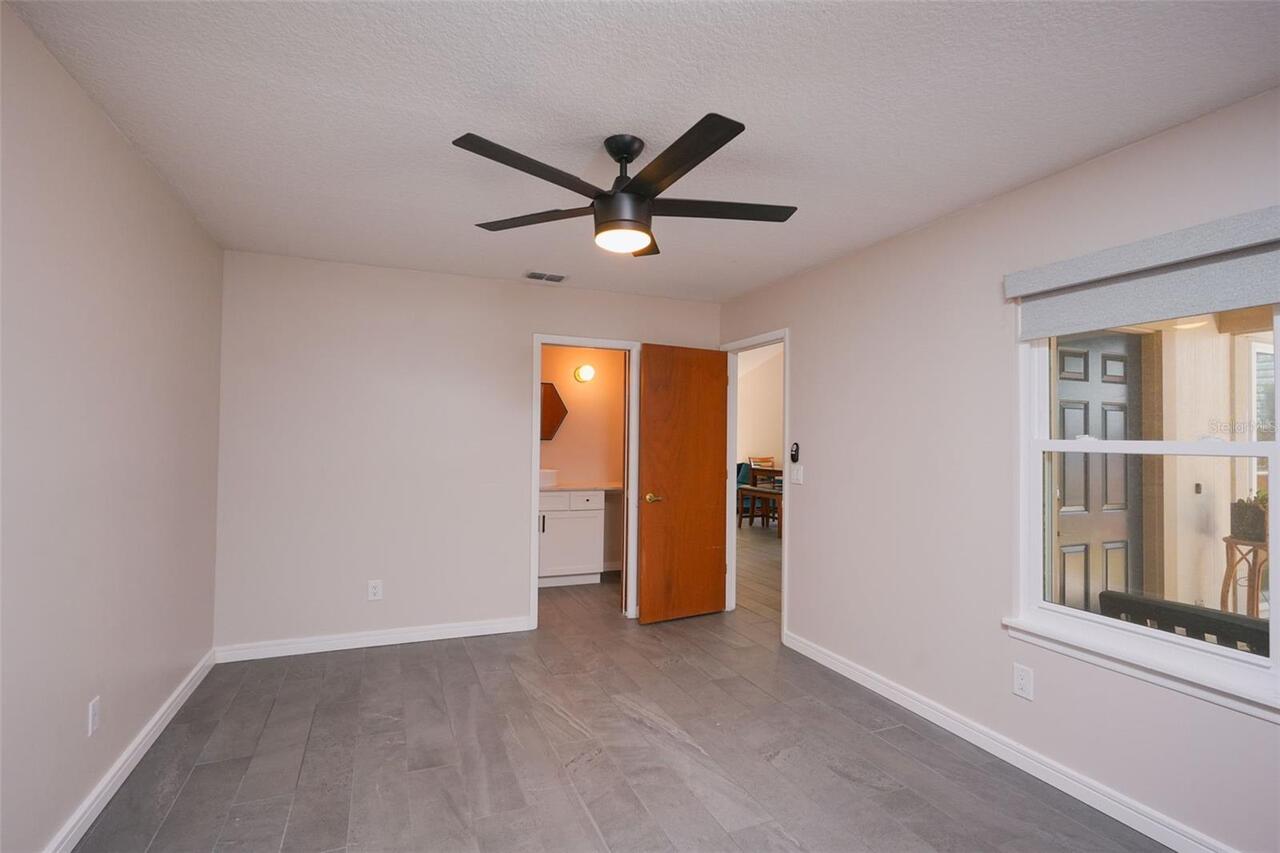 Listing Photo 33