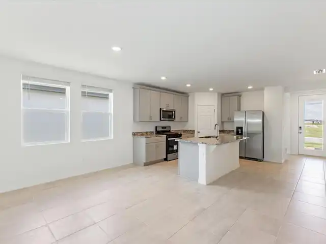 Listing Photo 7