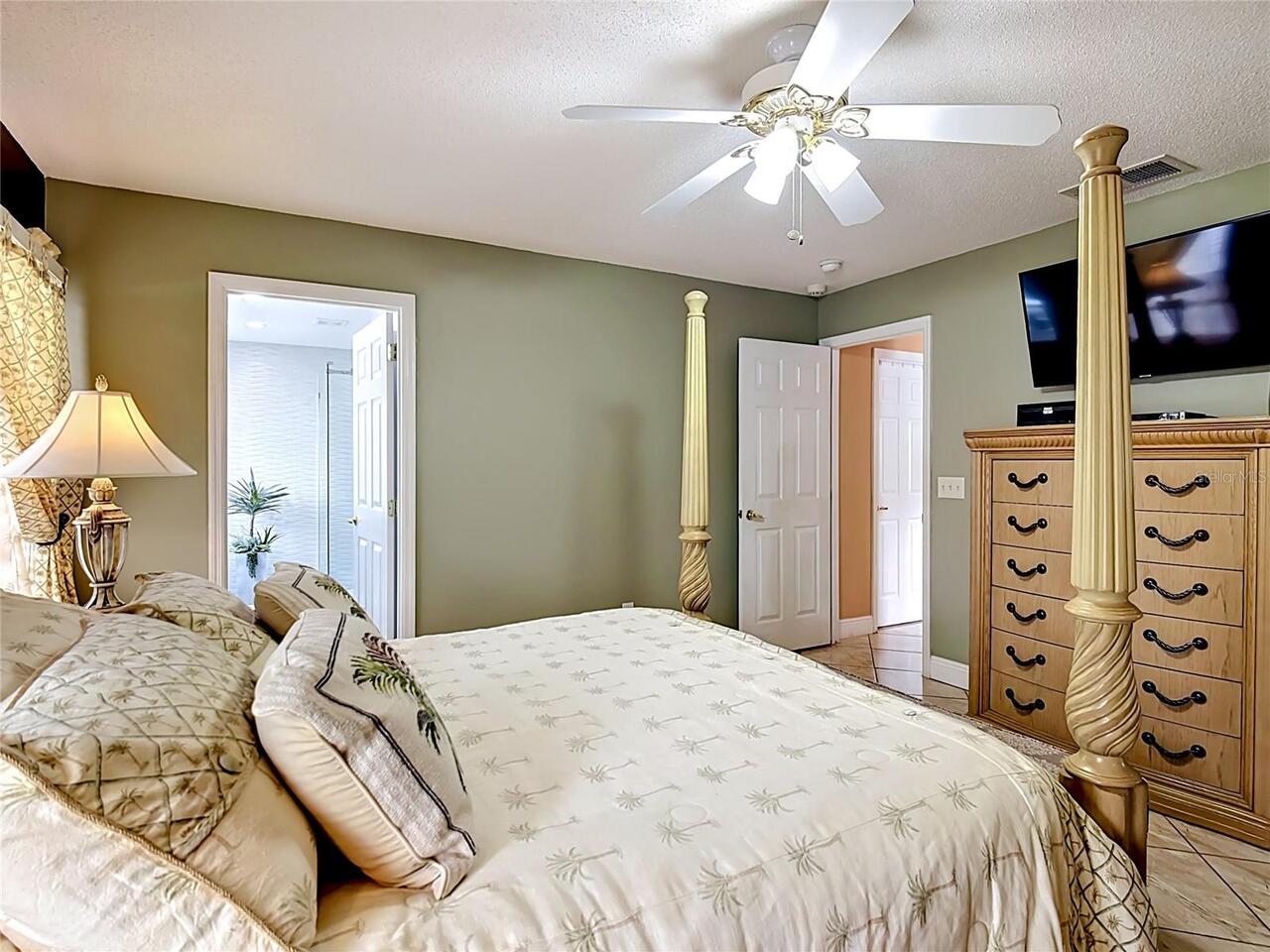 Listing Photo 33