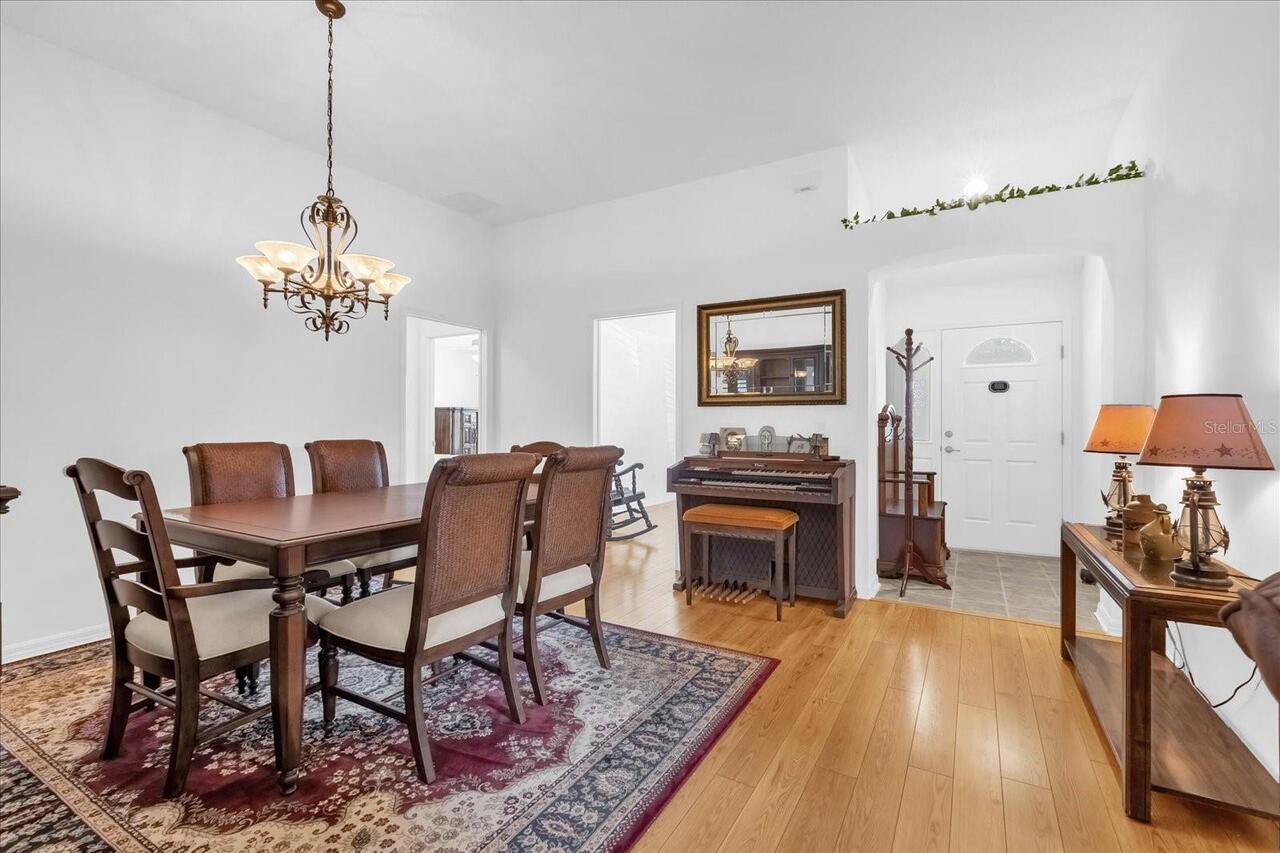 Listing Photo 11