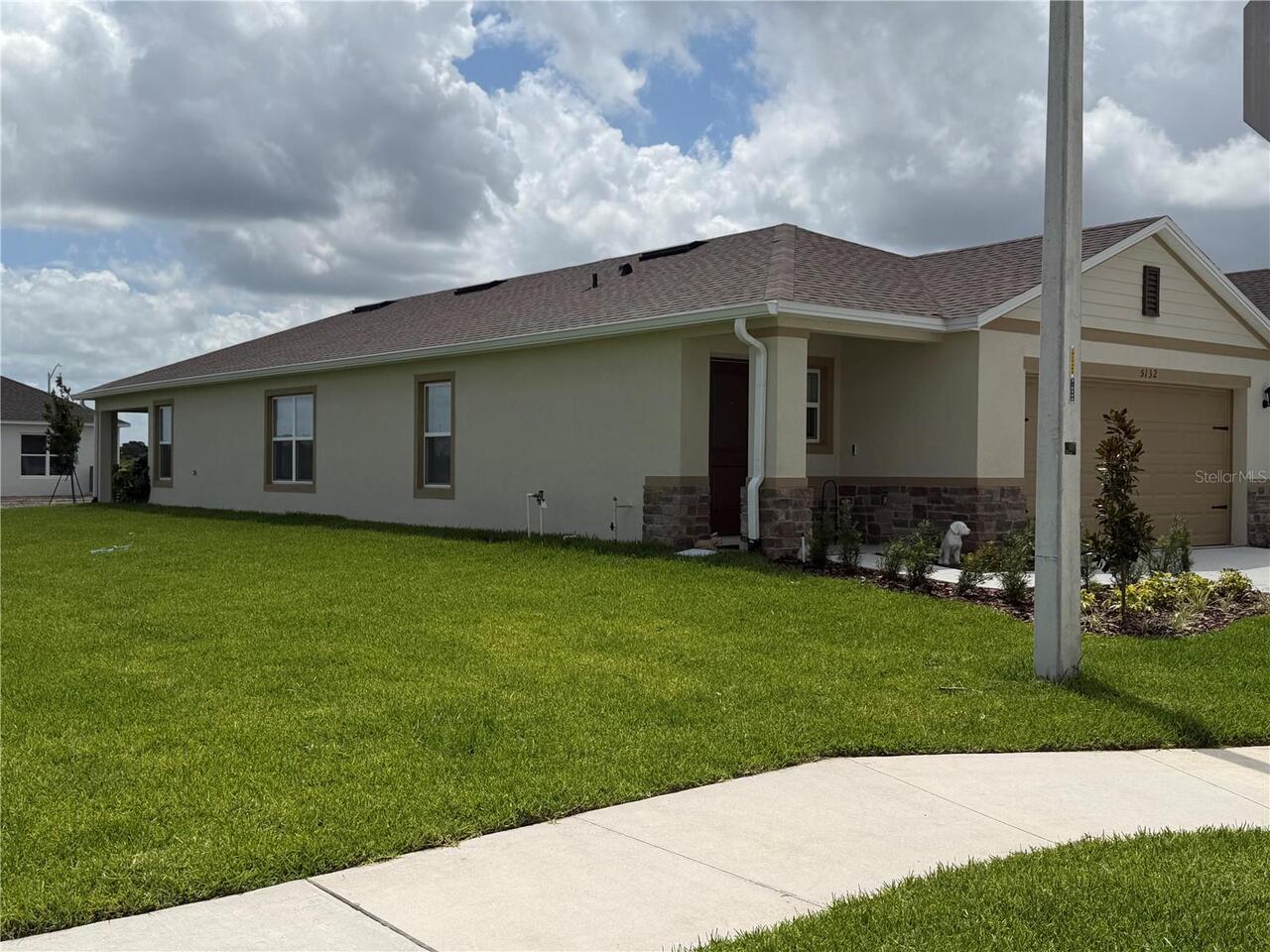 Listing Photo 8
