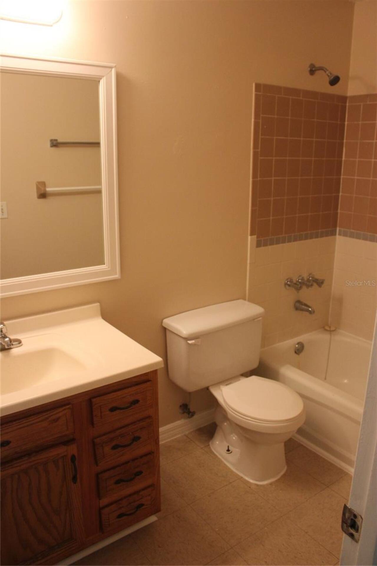 Listing Photo 9