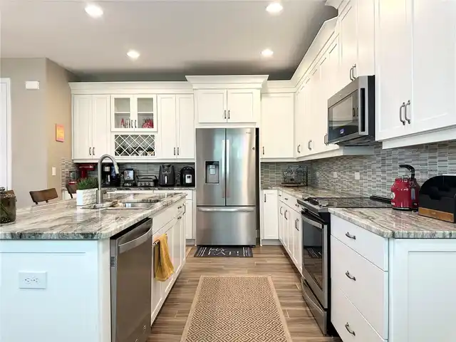 4BR, Residential Lease, 3BA, $3,400
Read More