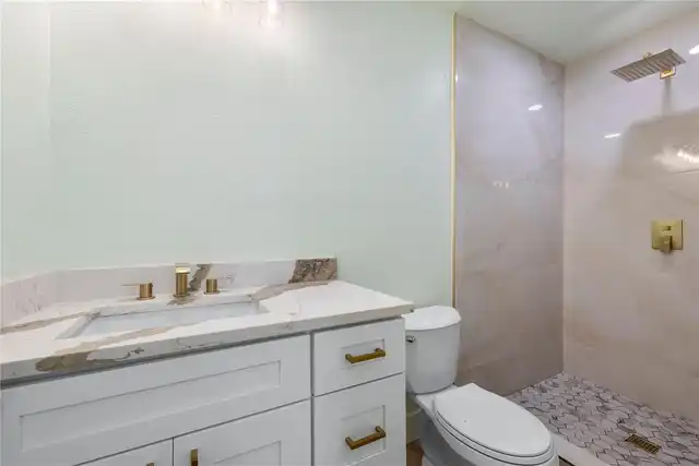 Listing Photo 24