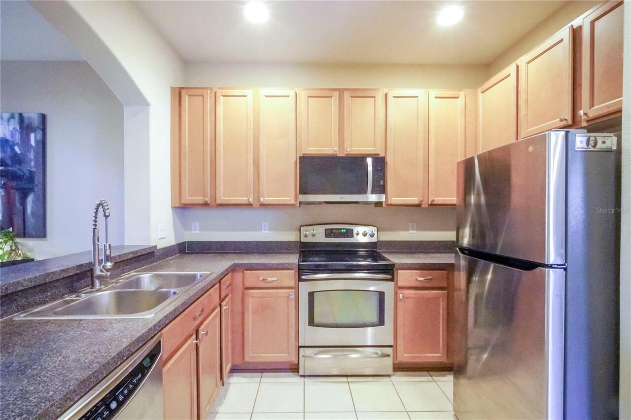 Listing Photo 9