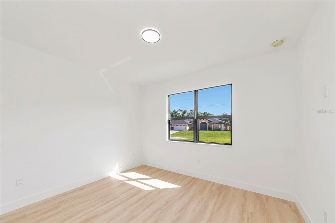 Listing Photo 24
