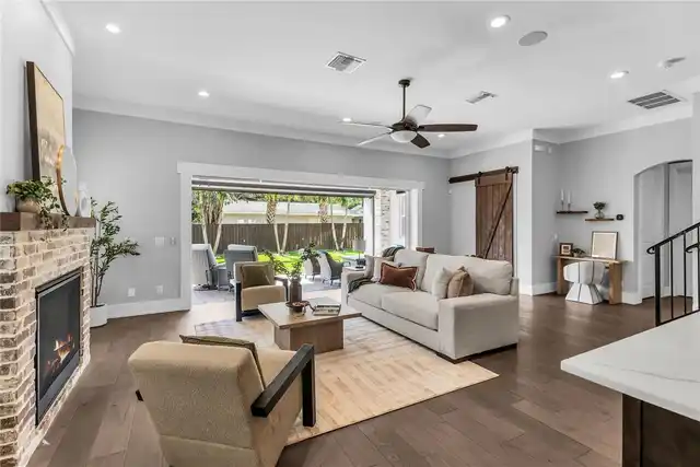 Listing Photo 19